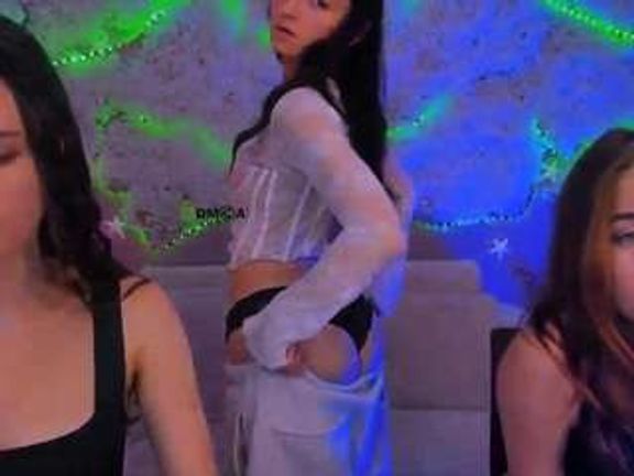 caroline-honeyy1
