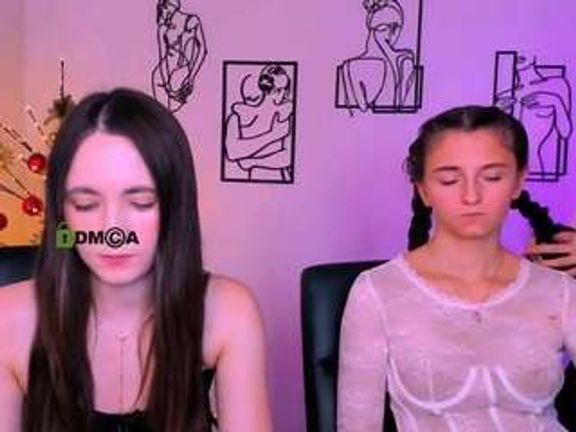caroline-honeyy1