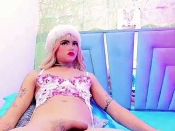 doll-sophiax