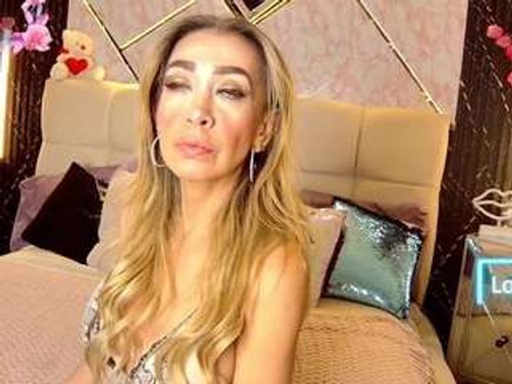 EvelynaGrey
