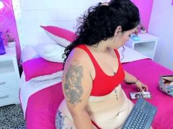 naomi-taylor27