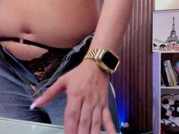 ellie-smith69