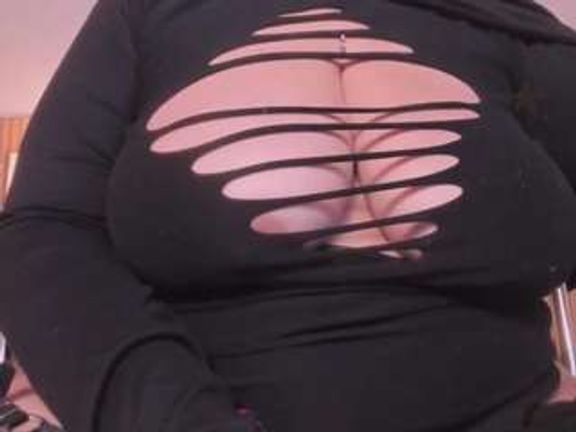 Cloe-adams