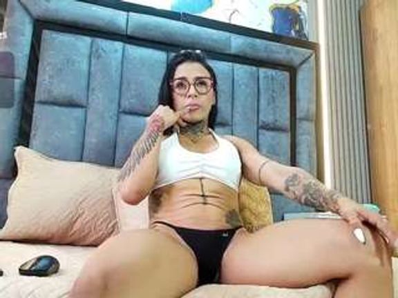 emily-86