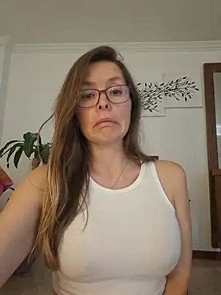 karina_warthon