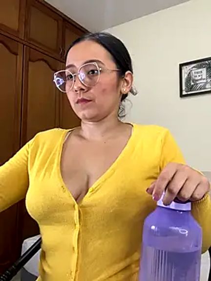 Kay_LustyWife
