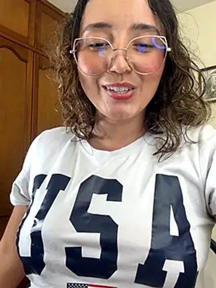 Kay_LustyWife