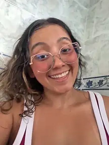 Kay_LustyWife