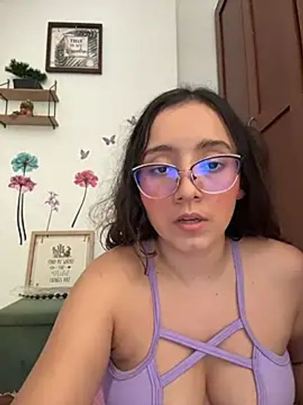 Kay_LustyWife