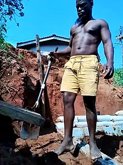 Chocolate_factory_man