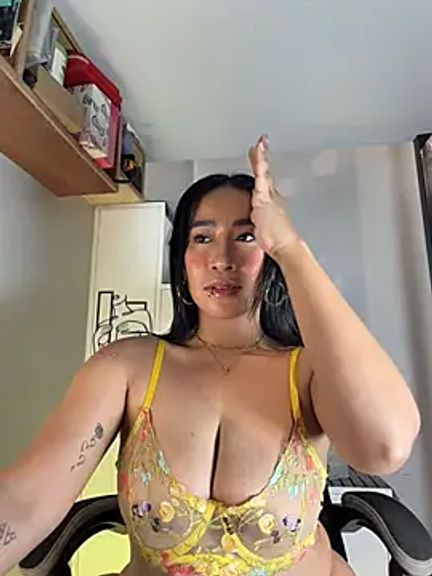 AsianMilfSheryl