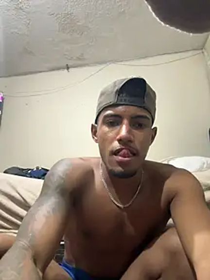 axel_hotter_camboy