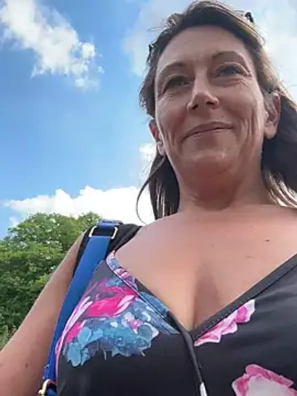 Sophia-Squirts-UK