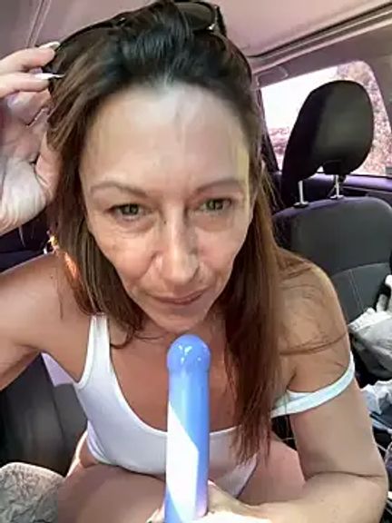 Sophia-Squirts-UK