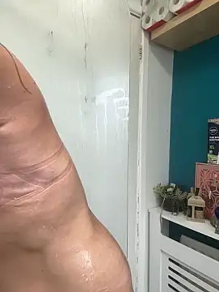 Sophia-Squirts-UK