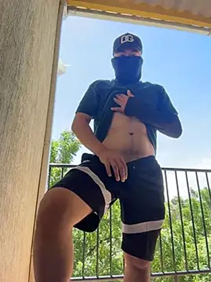 dominick_alien