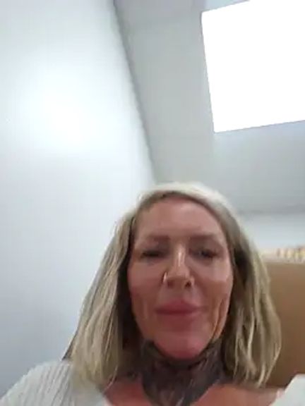 YourMommyBlair