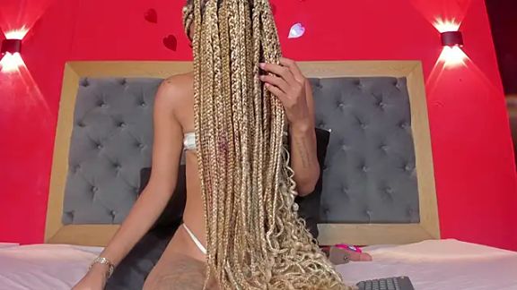 YayaHilton