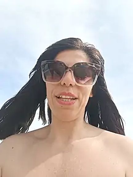 Sara87Show4U