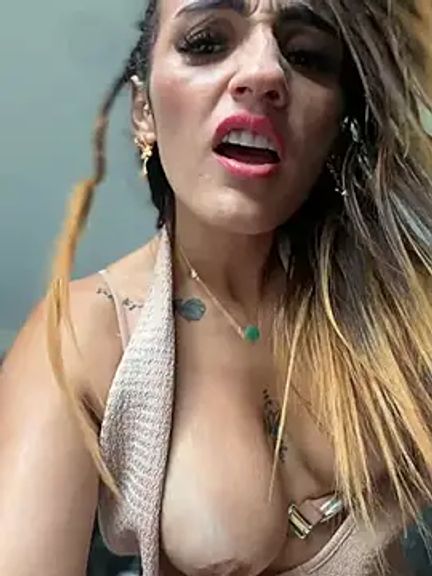 Samantha_bigboobs