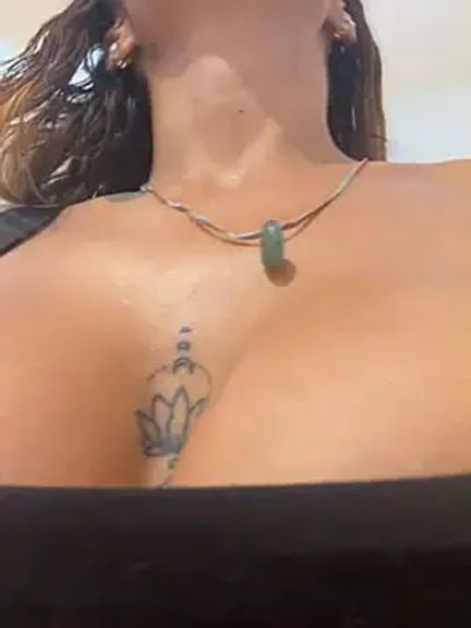 Samantha_bigboobs