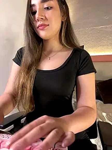 AniiRose
