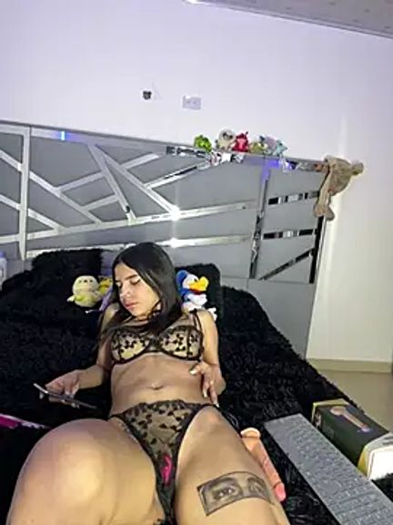 Laura-Foxx