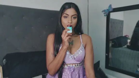 Delilah_Blazee