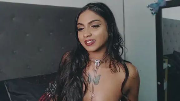 Delilah_Blazee