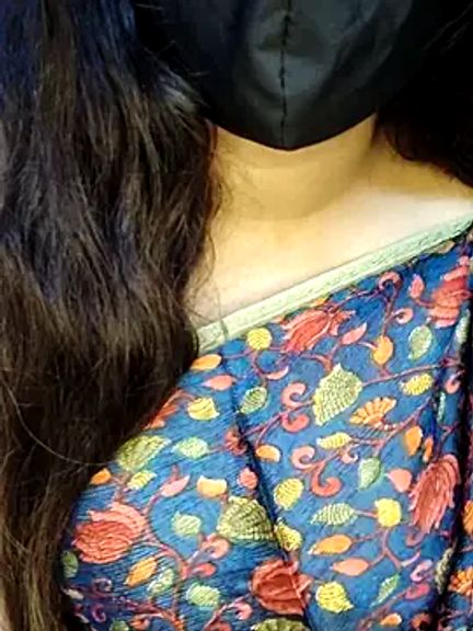 sruthi_saucy
