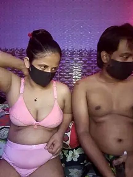 Younger_Couples