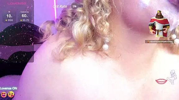 naughty_curvy1_