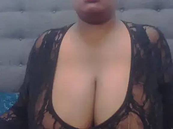 Devinexboobs2