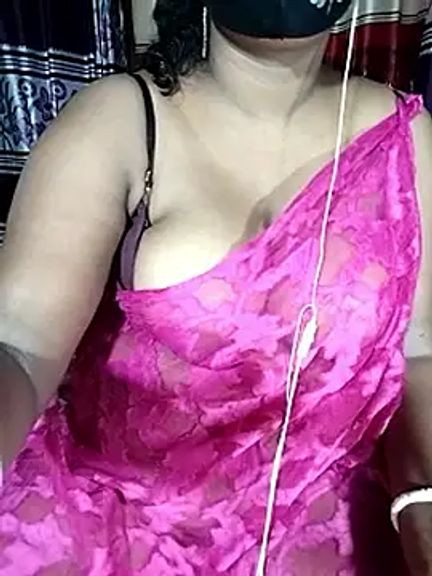 HOT_ANJOLI