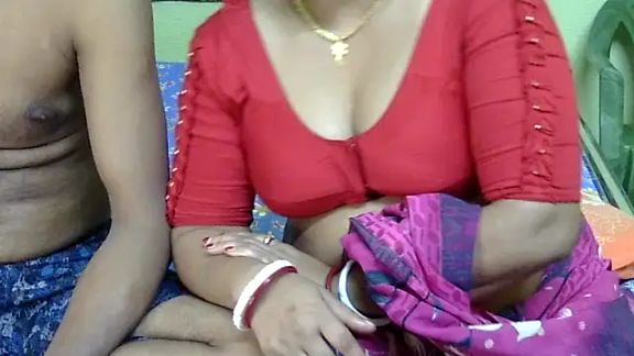 Shy_Housewife_32