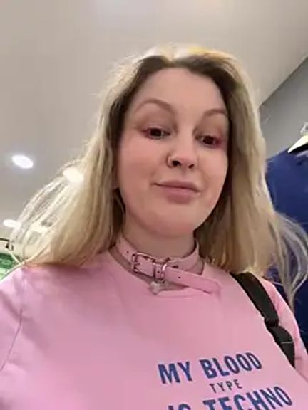 Teya_moon_