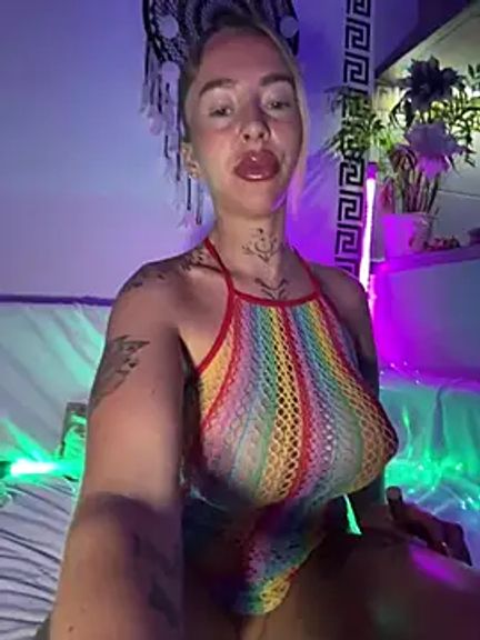CheekyChels
