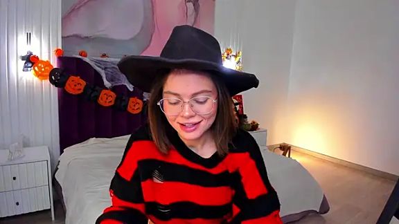 Kelly_Cuutie