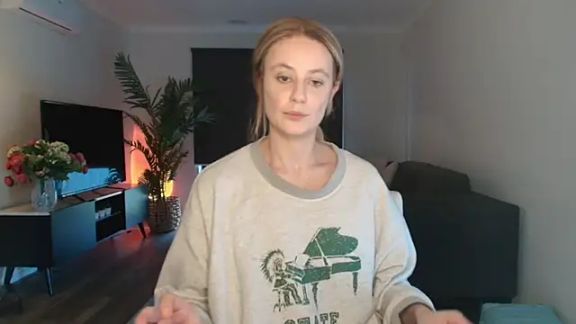 naughtykirra