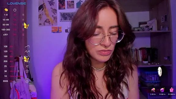 linda_giggle