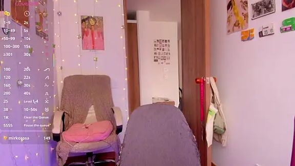 linda_giggle