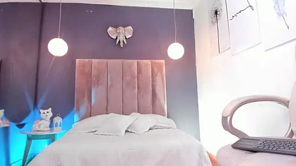cami_rouxxx_