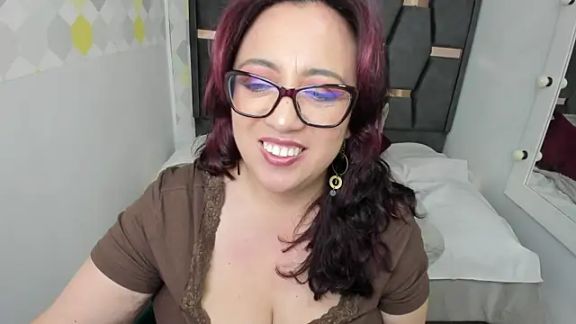 Victoria_Adamns