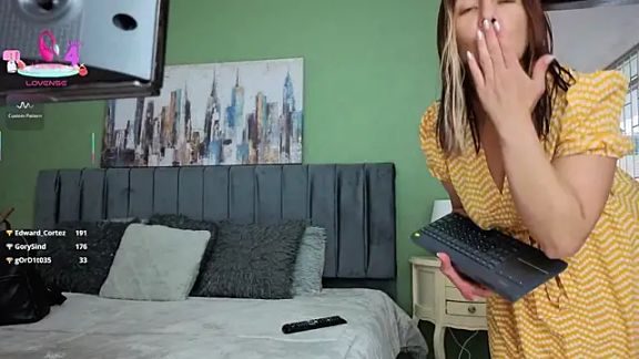 scarlett_moore
