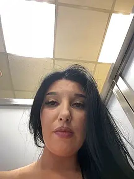 Tisha_Busty
