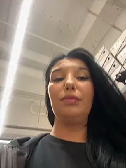 Tisha_Busty