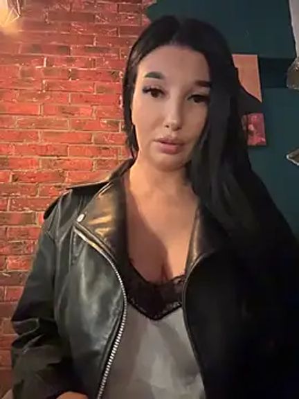 Tisha_Busty