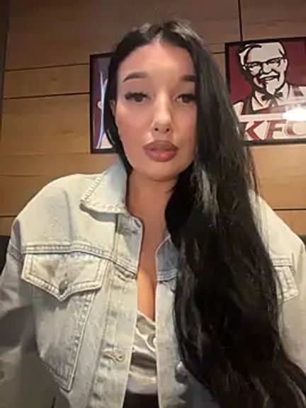 Tisha_Busty