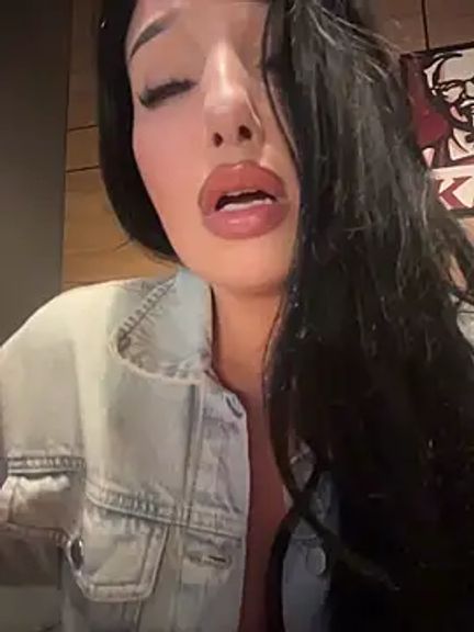 Tisha_Busty