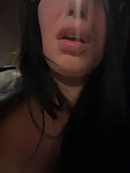 Tisha_Busty
